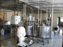 Технологическое оборудование молочного завода мощностью 15 000 л в смену